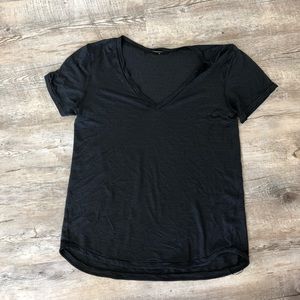 Lululemon v-neck 8